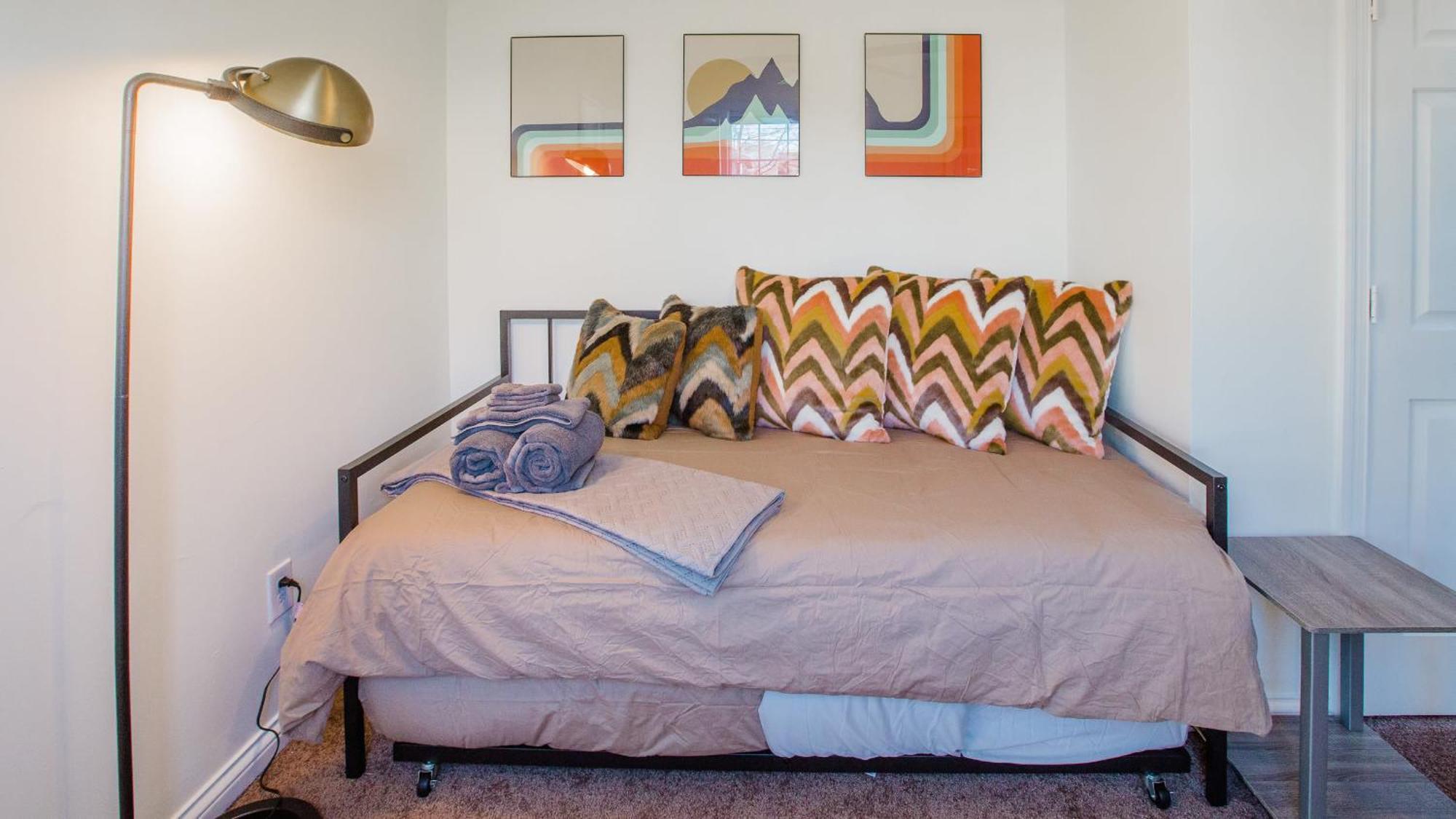 5 Mins To Speedway! Walk To Zoo, Wr Park, Iupui! Villa Indianapolis Exterior foto