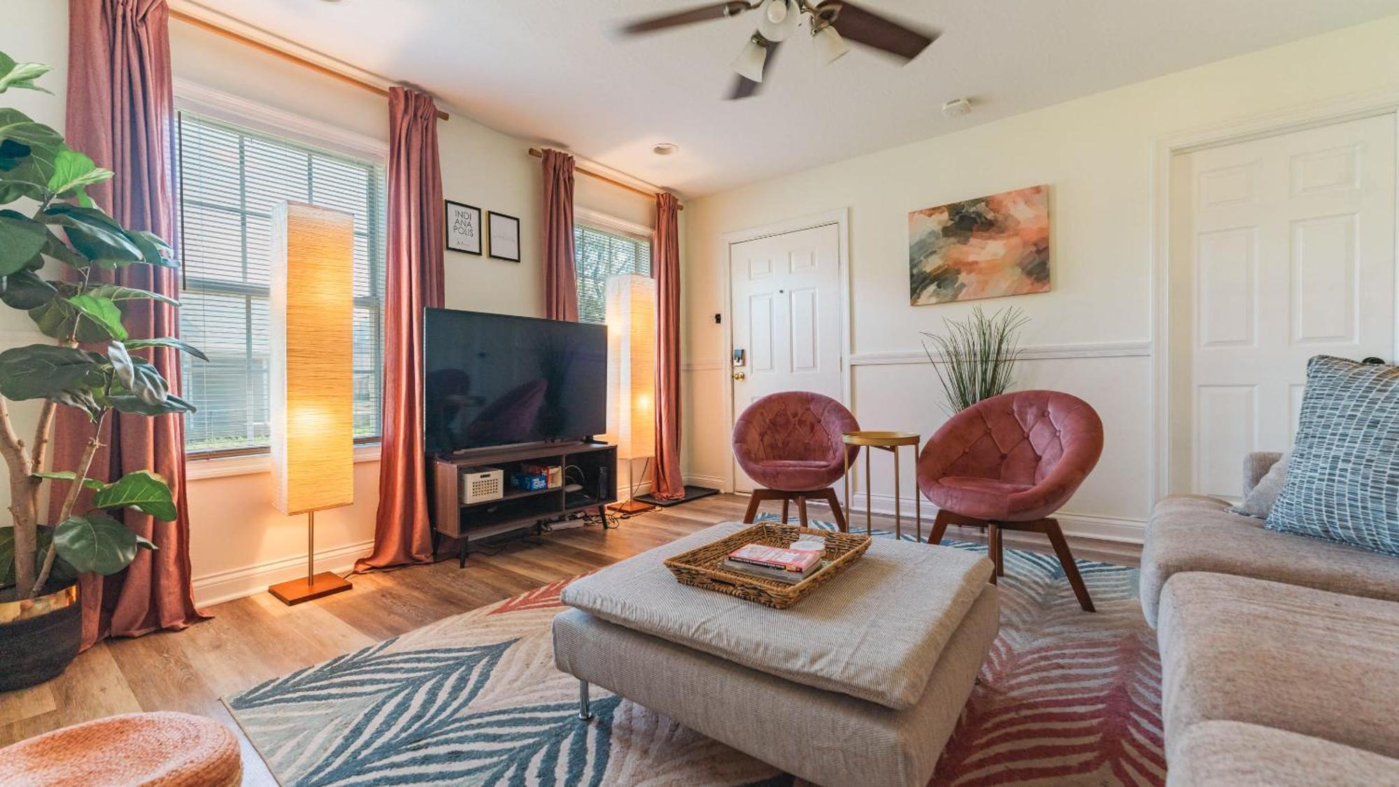 5 Mins To Speedway! Walk To Zoo, Wr Park, Iupui! Villa Indianapolis Exterior foto
